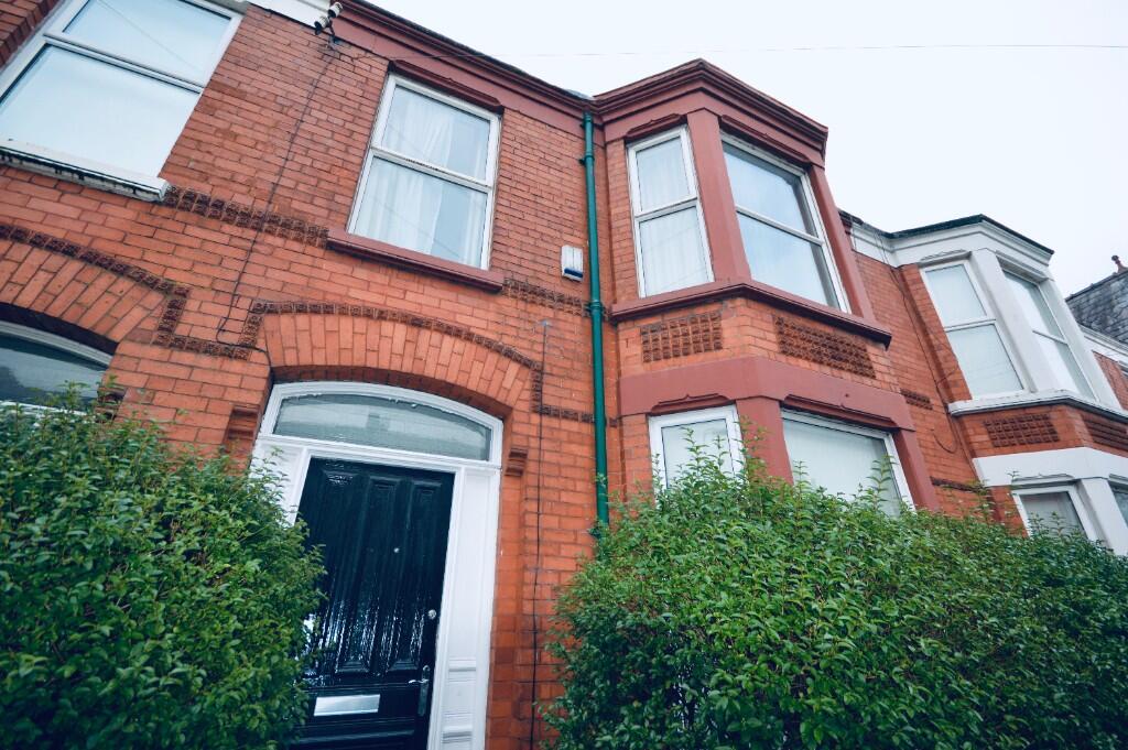 Main image of property: 6 Stalbridge Avenue, Liverpool, Merseyside, L18