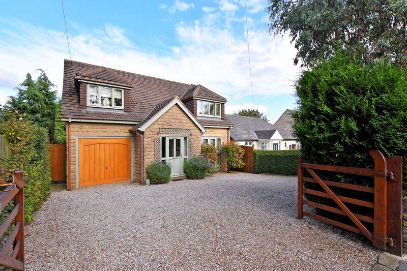 5 bedroom detached house for sale in Roselea, Northern Common