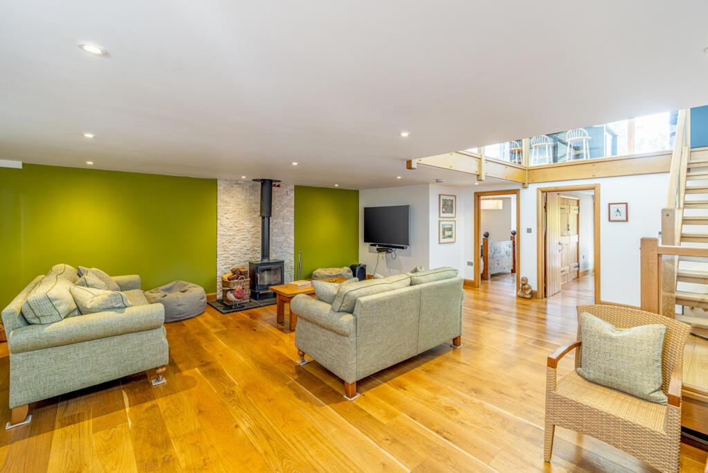 4 bedroom detached house for sale in Raithby Hill, Raithby, Spilsby