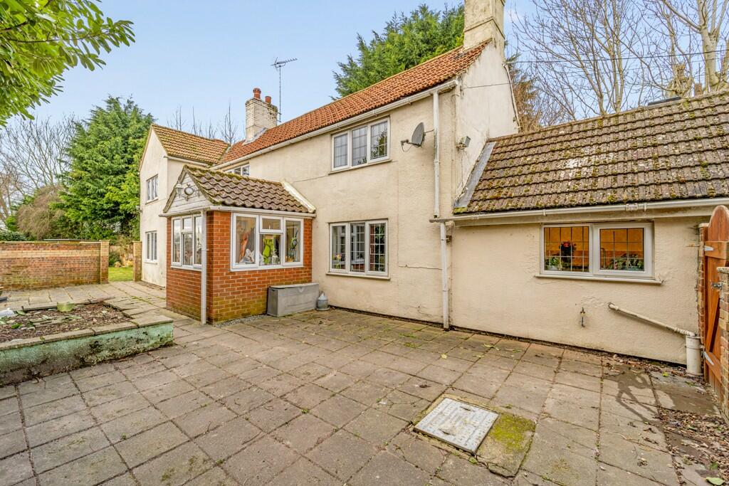 3 bedroom detached house for sale in Northorpe Road, Donington, PE11