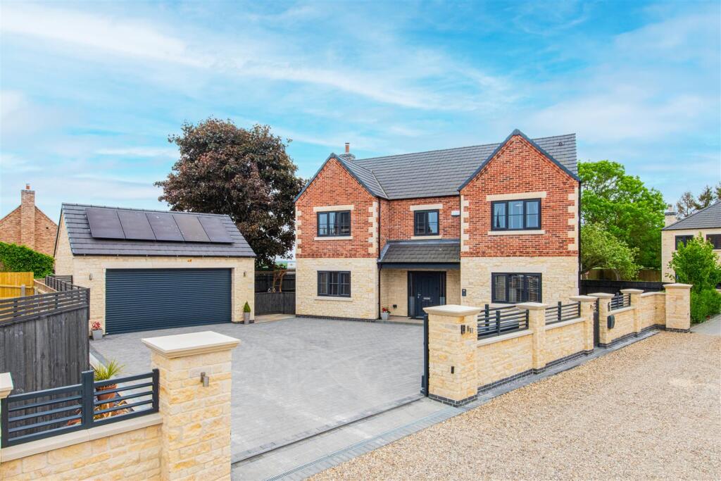 Main image of property: Asher Close, Helpringham, Lincs