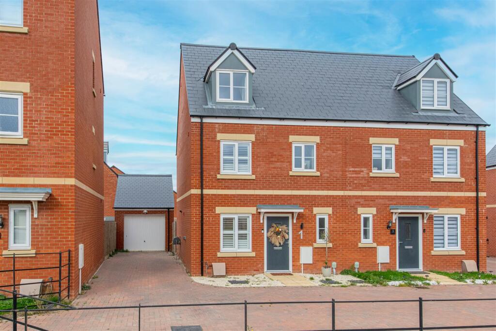 Main image of property: Stork lane, Rothwell