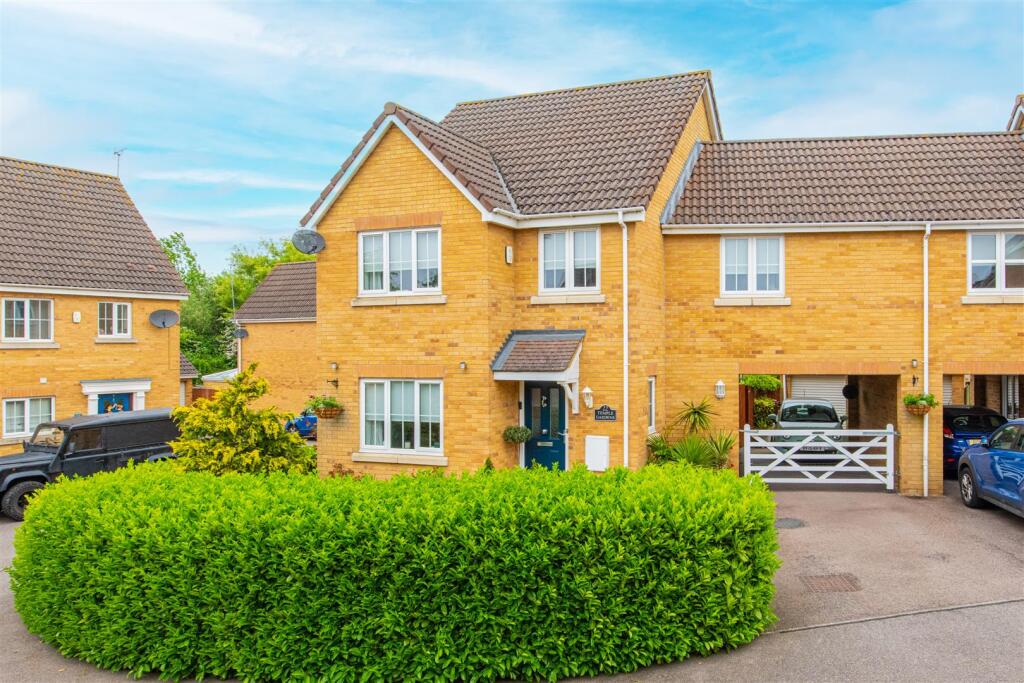 Main image of property: Temple Gardens, Rushden