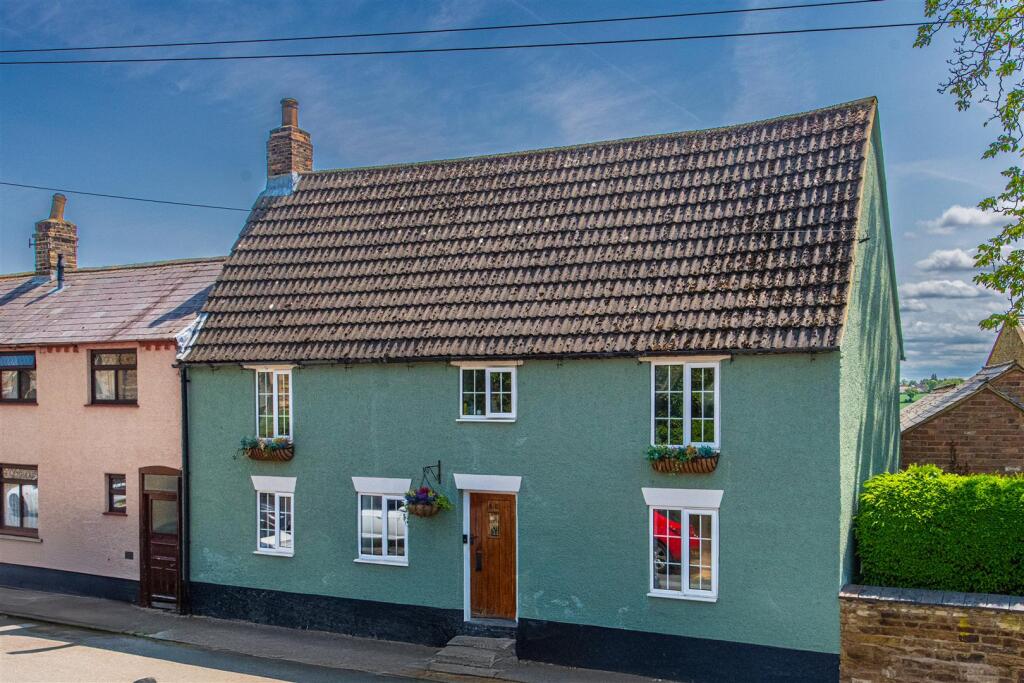 Main image of property: Main Street, Little Harrowden, Wellingborough