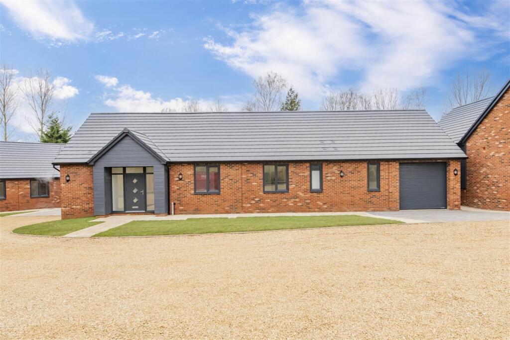 Main image of property: Polwell Lane, Barton Seagrave