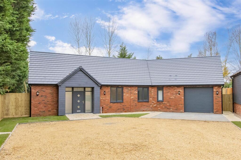 Main image of property: Polwell Lane, Barton Seagrave