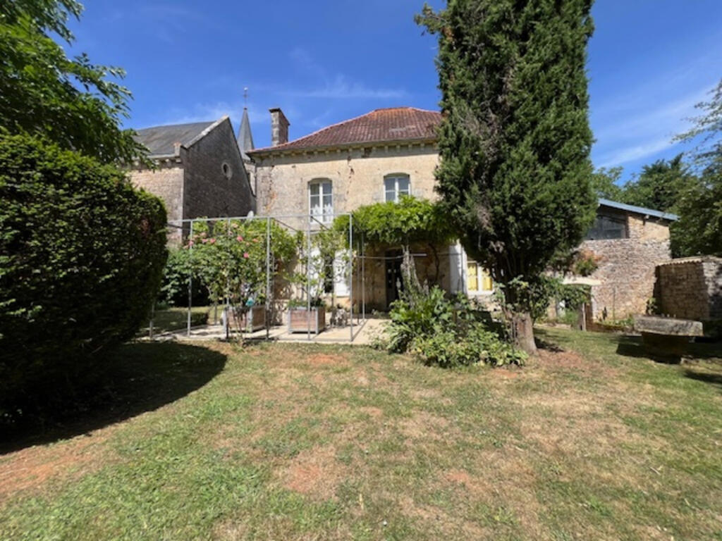 Main image of property: Poitou-Charentes, Vienne, Châtillon