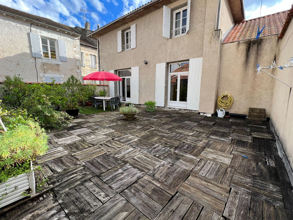 Main image of property: Poitou-Charentes, Vienne, Civray