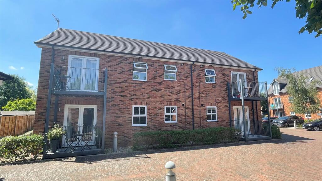 Main image of property: Leckbridge Court, Leighton Buzzard