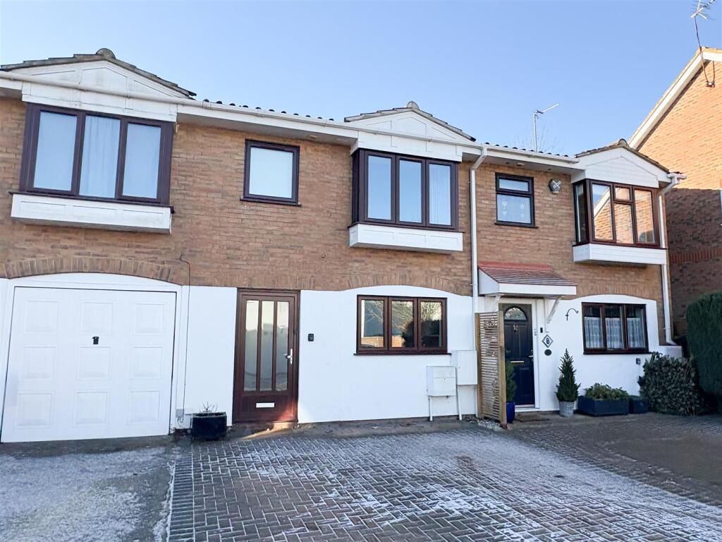 Main image of property: Old Chapel Mews, Leighton Buzzard