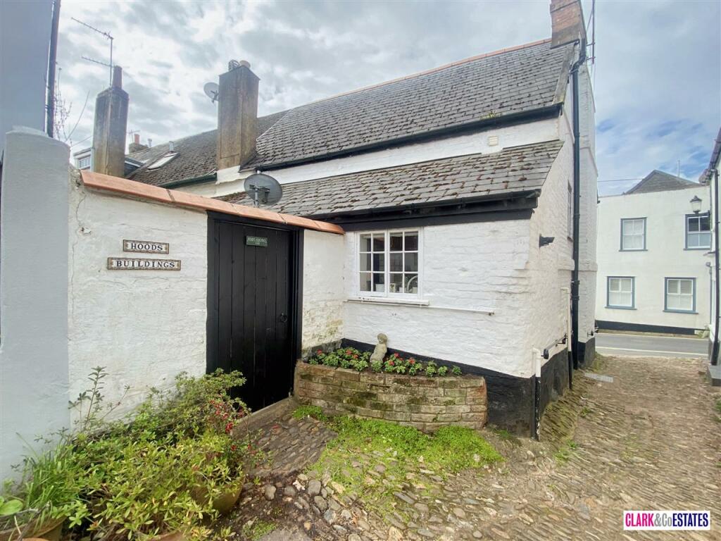 Main image of property: Hoods Buildings, Fore Street, Topsham
