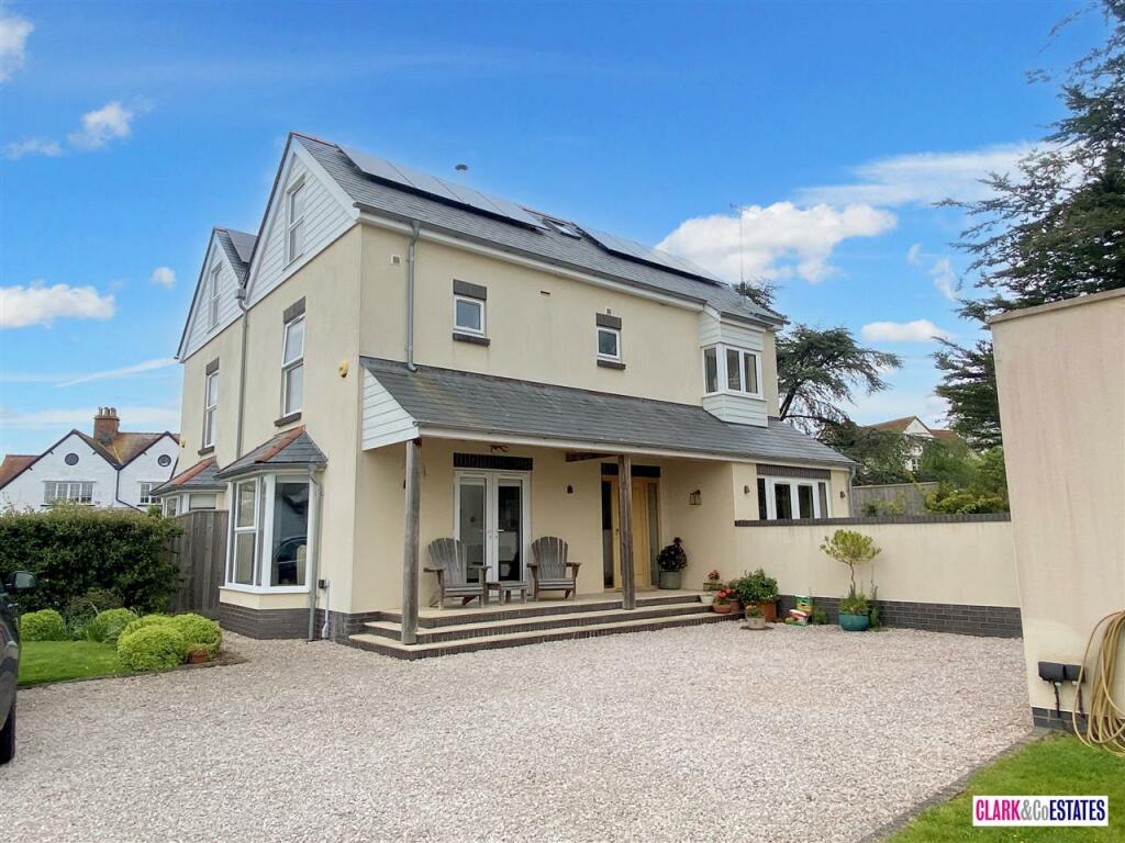 4 bedroom semidetached house for sale in Moonstone, Exton Lane, Exton, EX3