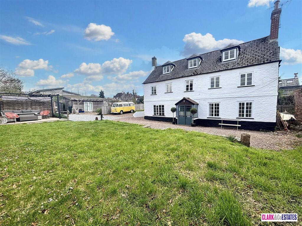 Main image of property: Monmouth Avenue, Topsham