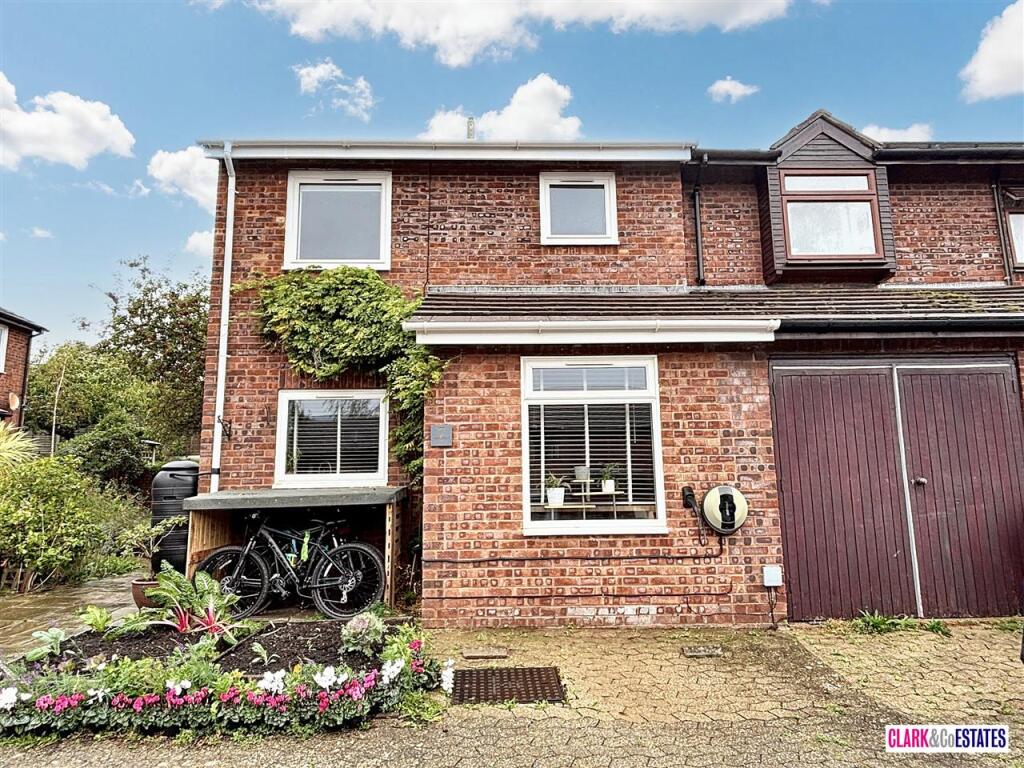 Main image of property: Denver Close, Topsham