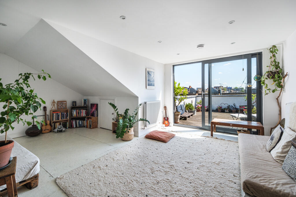 Main image of property: Linden Garden, Notting Hill, W2
