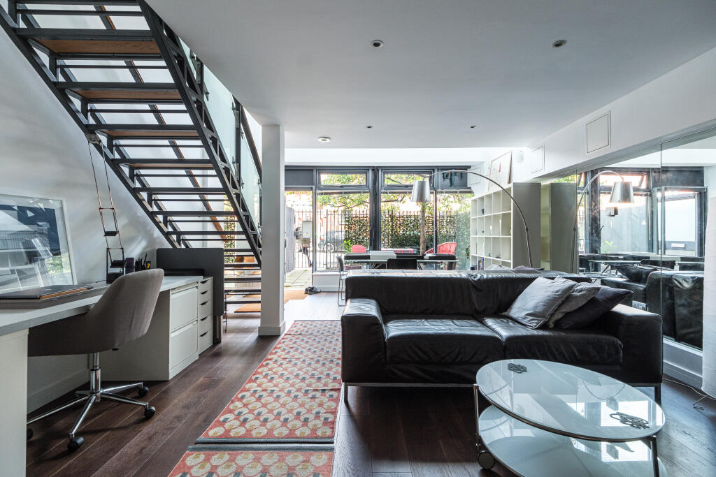 Main image of property: The Bow Connection, Bow, E3