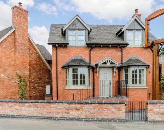 Main image of property: The Foxhunter, The Square, Snitterfield, Stratford-Upon-Avon