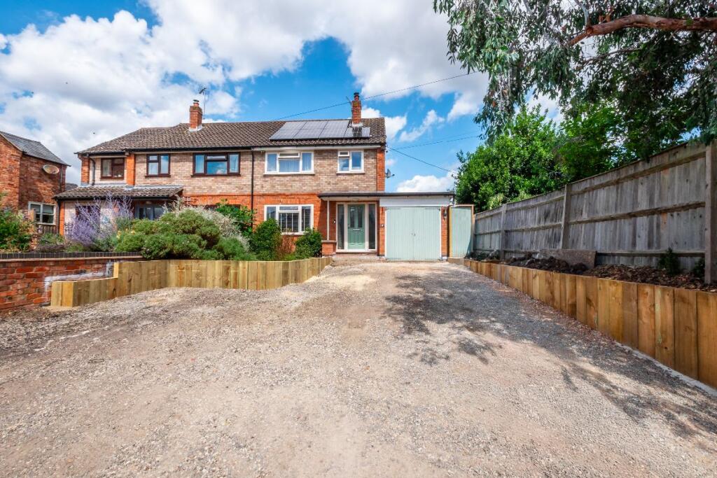 Main image of property: Banbury Road, Ettington, Stratford-upon-Avon