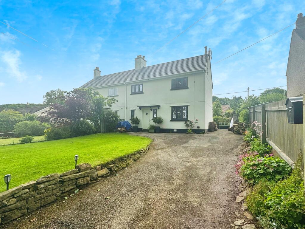 3 bedroom semidetached house for sale in Broadstone Terrace, Catbrook