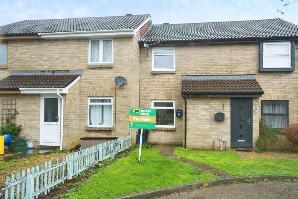 2 bedroom terraced house for sale in Birch Close, Undy, Caldicot, NP26