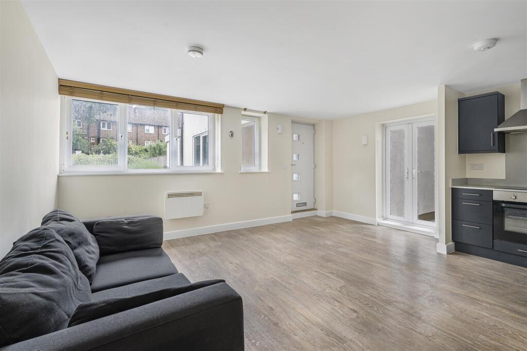 Main image of property: Regents Park Road, London