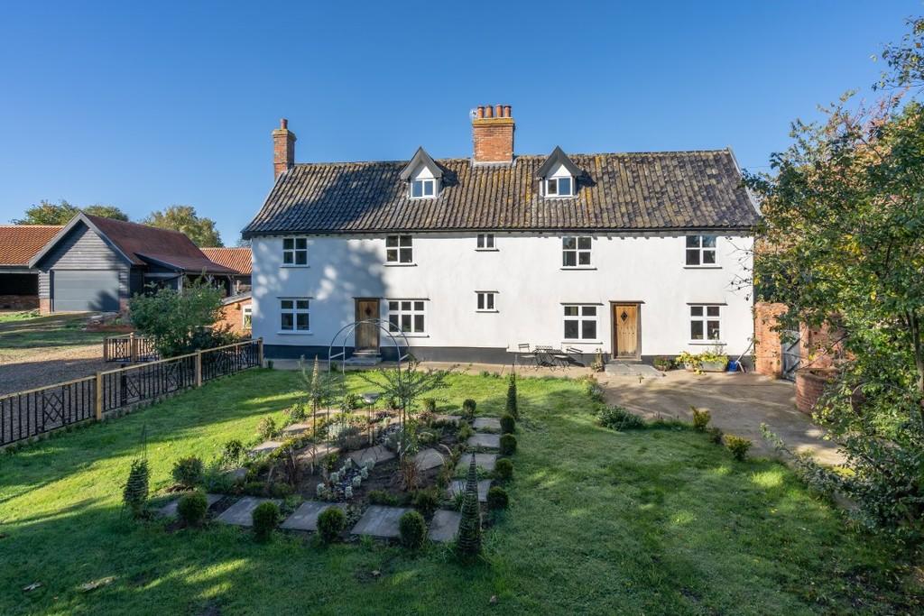 7 bedroom farm house for sale in Tunbeck Road, Wortwell, Harleston, IP20