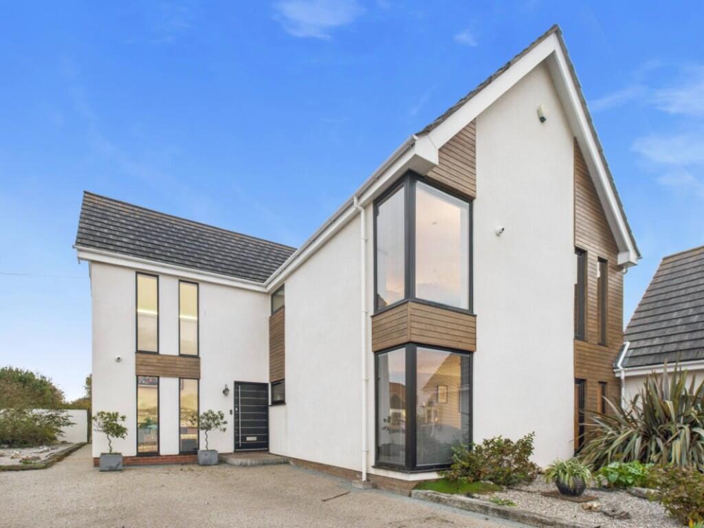 Main image of property: Links Road, Gorleston