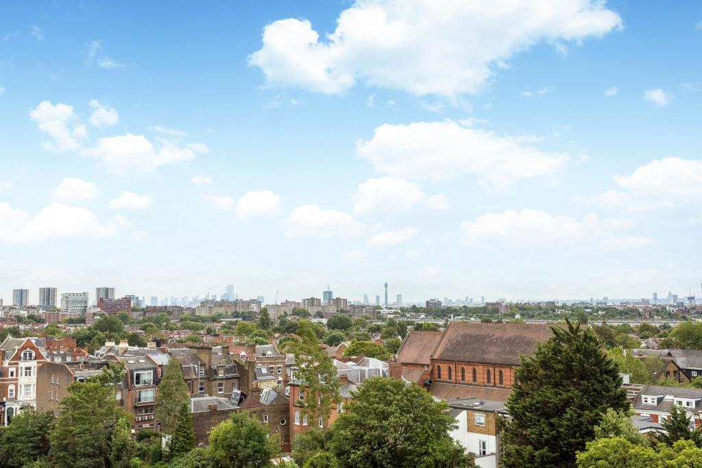 2 bedroom apartment for sale in Lessing Building, West Hampstead Square