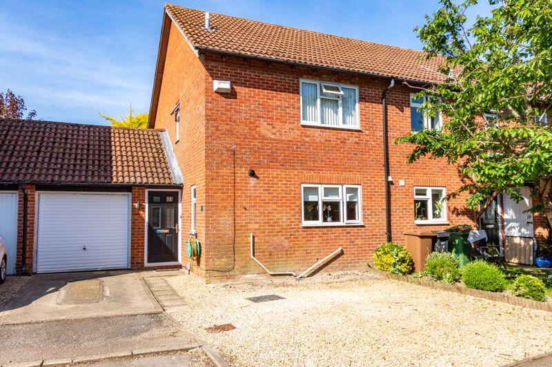 Main image of property: Warmans Close, Wantage