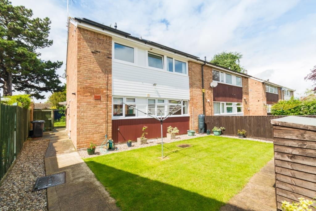 Main image of property: Shelley Close, Abingdon