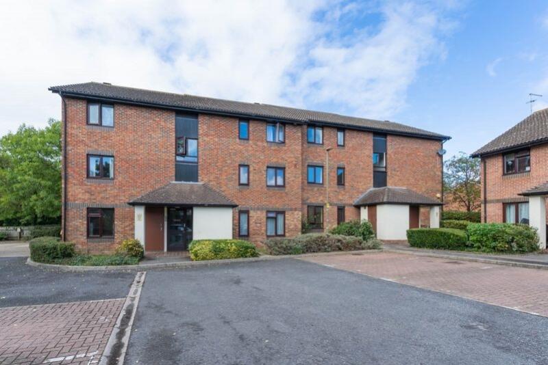 Main image of property: Spenlove Close, Abingdon