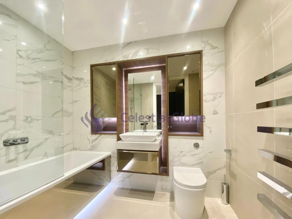 Main image of property: Flat 502, Perilla House , Stable Walk, London, E1 8ZF