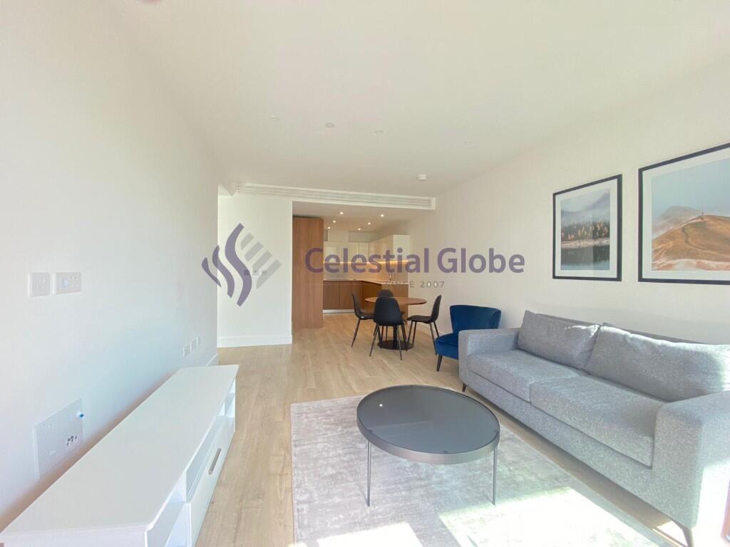 Main image of property: Piazza Walk, London, E1