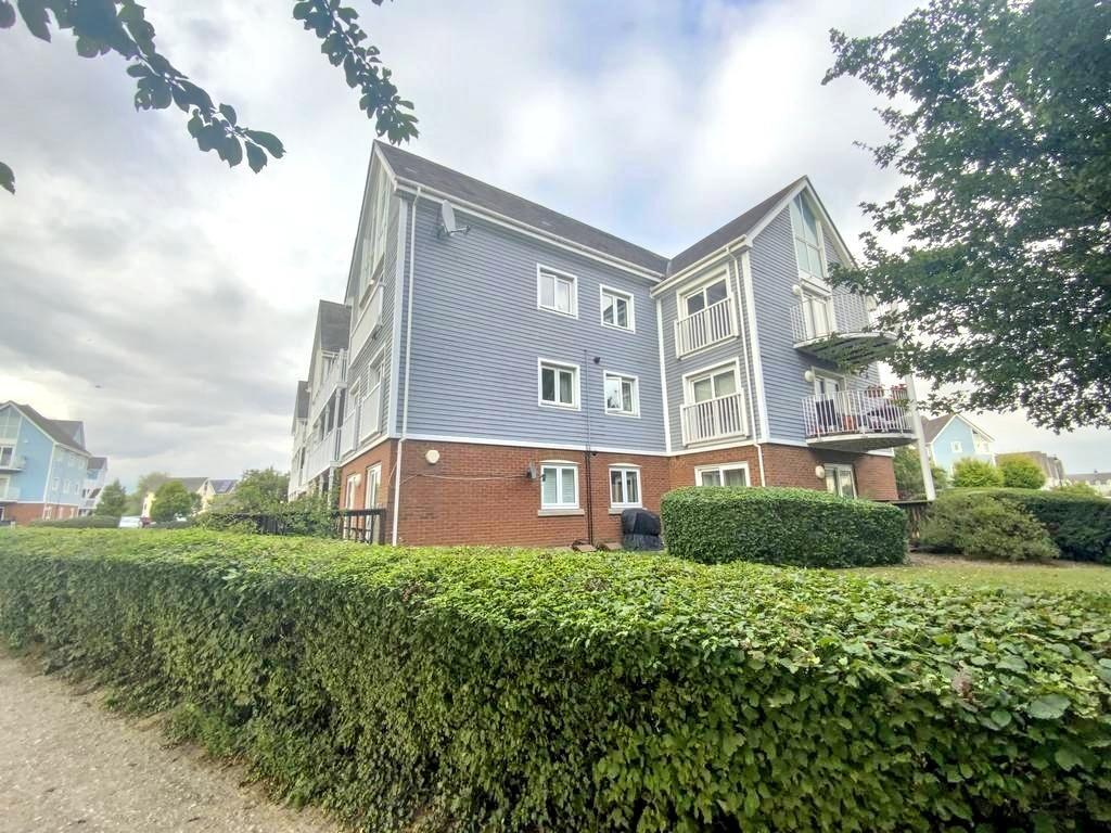Main image of property: The Lakes, Larkfield