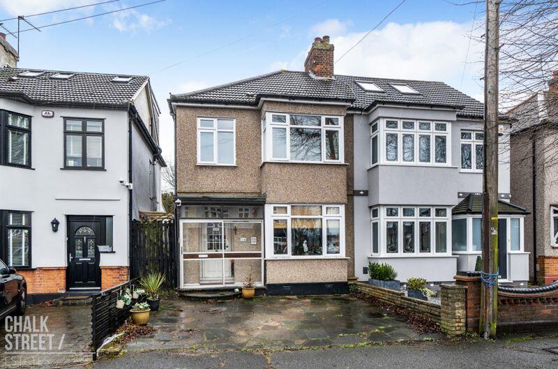 3 bedroom semidetached house for sale in Cranham Road, Hornchurch, RM11