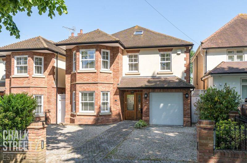 5 bedroom detached house for sale in Mavis Grove, Hornchurch, RM12
