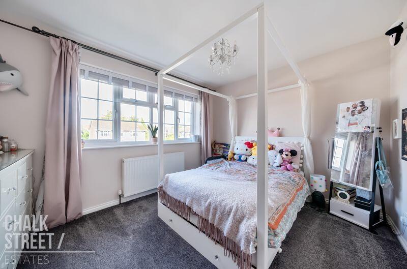 Additional property image - Granary Meadow, Wyatts Green, CM15