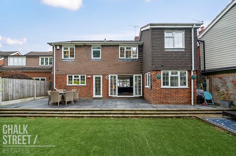 Additional property image - Granary Meadow, Wyatts Green, CM15