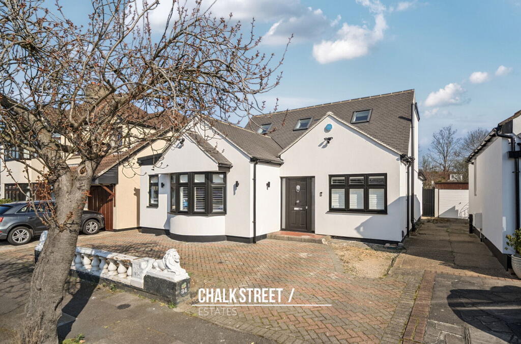 Main image of property: Beverley Gardens, Hornchurch, RM11