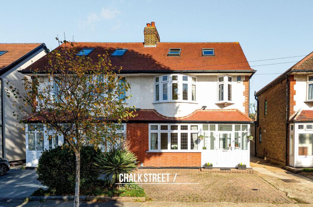 Main image of property: Compton Avenue, Gidea Park, RM2