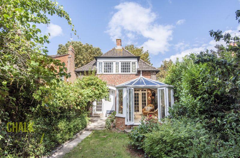 3 bedroom detached house for sale in Crossways, Gidea Park, RM2