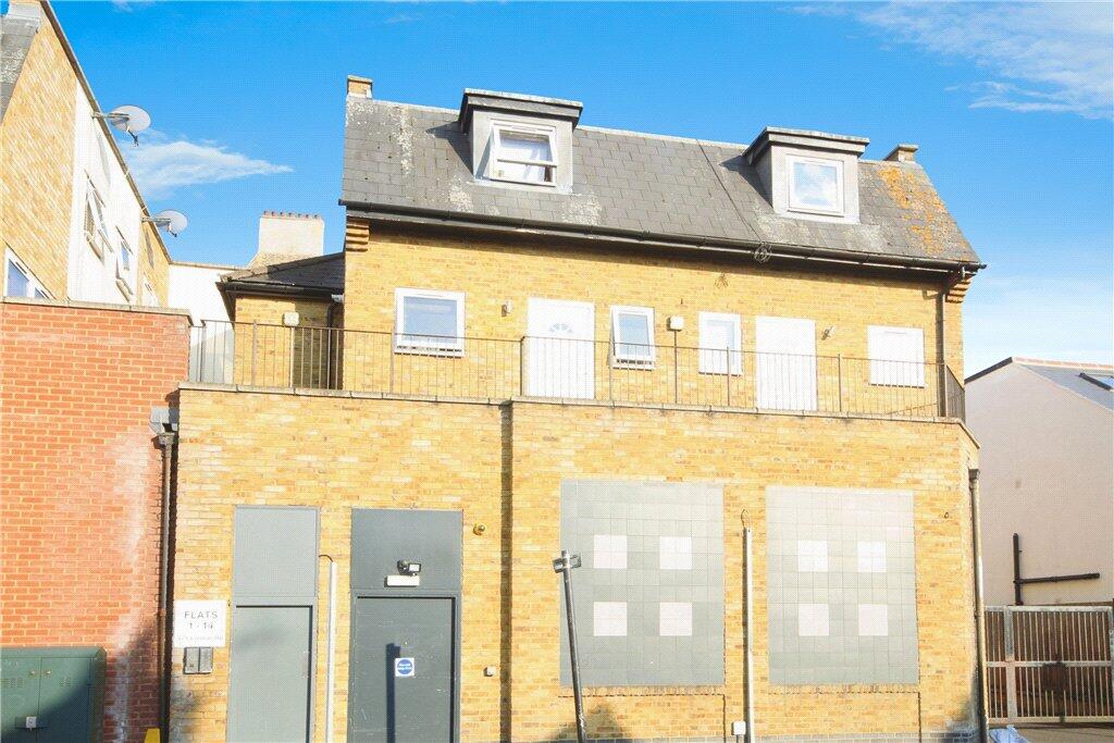 Main image of property: London Road, Croydon, CR0