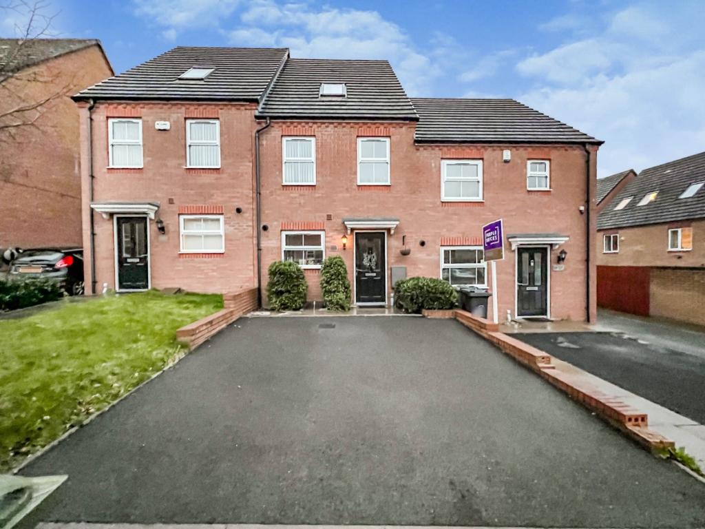 3 bedroom terraced house for sale in Cascade Way, Dudley, DY2