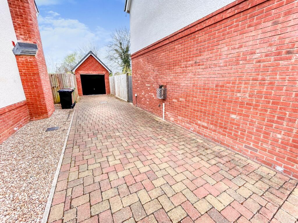 4 bedroom detached house for sale in Durrant Mews, Hagley, Stourbridge, DY9