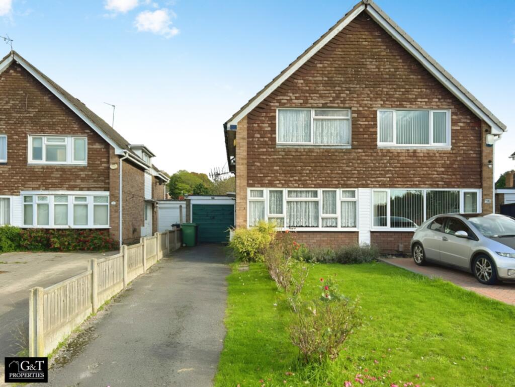 2 bedroom semidetached house for sale in Kestrel Road, Dudley, DY1