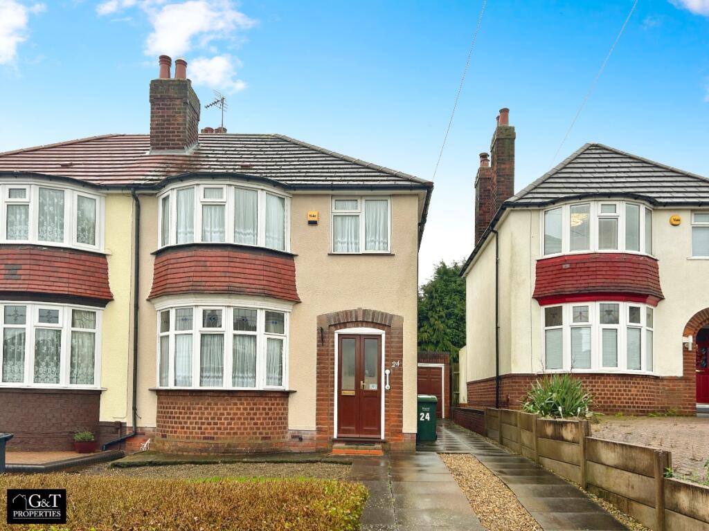 3 bedroom semidetached house for sale in Oak Crescent, Tividale