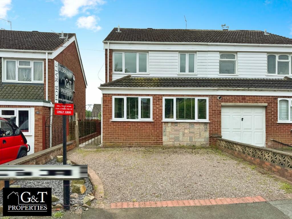 3 bedroom semidetached house for sale in Cotswold Road, Stourbridge, DY8