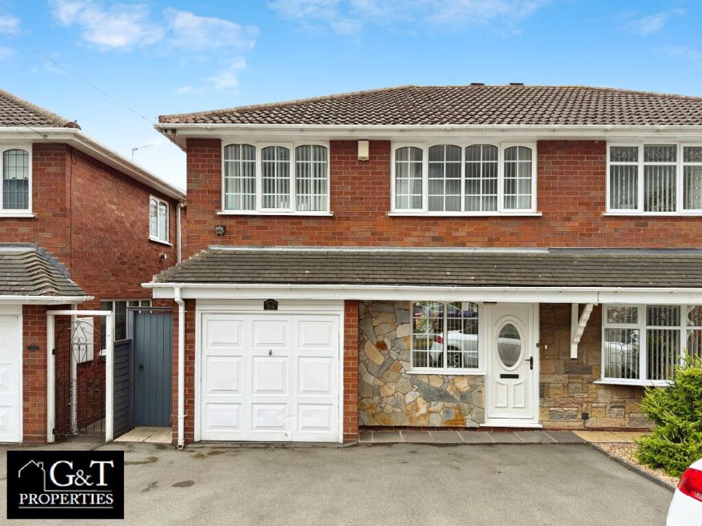 3 bedroom semi-detached house