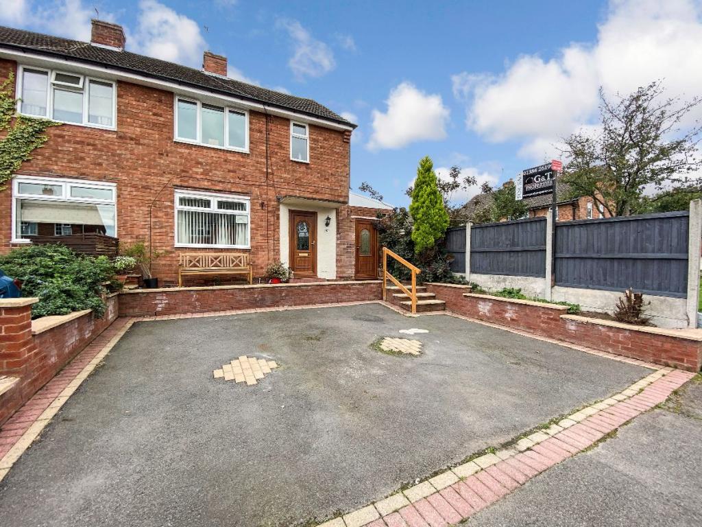 3 bedroom semidetached house for sale in Charles Road, Quarry Bank