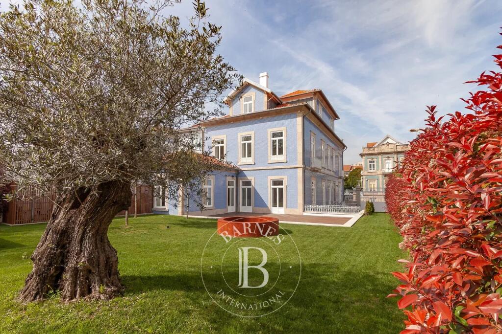 Main image of property: Oporto